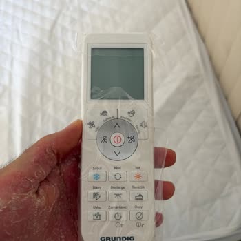 Gönderilen Klima Modeli Siparişe Uygun Değil, Wi-Fi Ve 4 Yönlü Hava Salınımı Özellikleri Yok