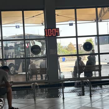 İnegöl Ankara Seferinde Bildirimsiz 30 Dakika Gecikme Ve Yolcu Mağduriyeti