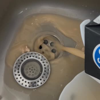 A101’den Alınan Protein Sütlerinde Bozulma Ve Yabancı Katı Parça