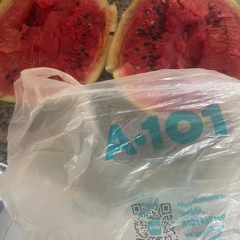 Mersin Çukurova Mahallesi A101 Şubesinde Çürük Karpuz Satışı Ve Ücret İadesi Talebi