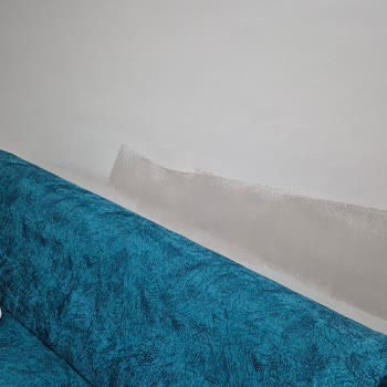 Polisan Boyasında Renk Uyumsuzluğu Ve Karanlık Görünüm