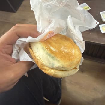 Küflü Hamburger Ekmeği Gıda Güvenliği Şikayeti