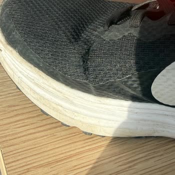 Nike Ayakkabı Garantisi Sahte Belgeyle Ve Saygısız Mağaza Müdürüyle Gecikti