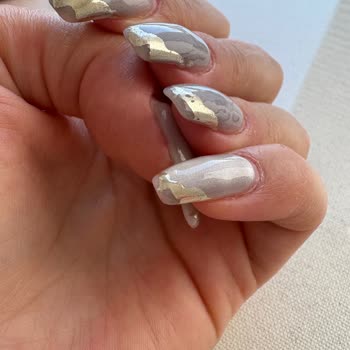 Bloome Beauty'de Aşırı Ücretli Kalıcı Oje Tek Hafta Dayanmadı Ve İade Reddedildi