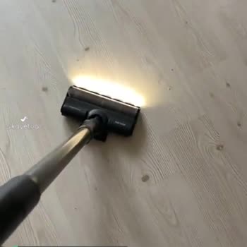 Philips Süpürdüğü Her Şeyi Kapatınca Geri Bırakıyor!