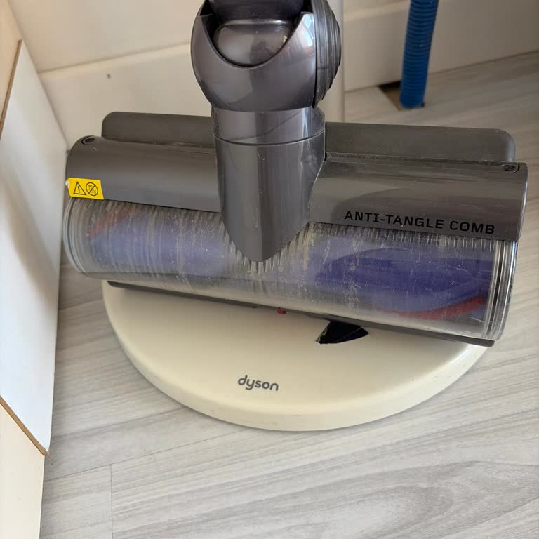 Dyson V11 Halı Başlığı Çalışırken Sürekli Duruyor