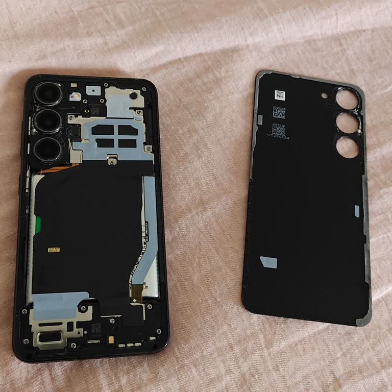 Hepsiburada'da Telefon Hasarı Ve Teklif Düşürülmesi Şikayeti