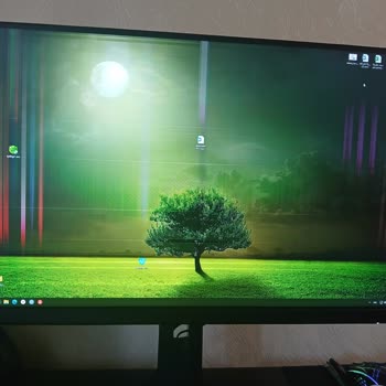 Претензия На Заводской Брак Монитор MSI G272QPF, начал мерцать и появились полоски на изображении