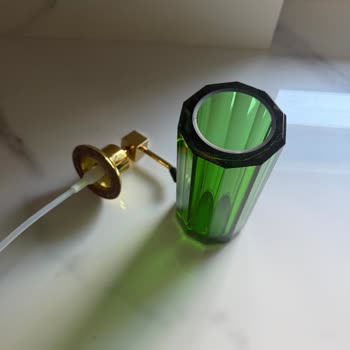 Üst Düzey Kristal Sabunlukta Kapağın Çıkması Üzerinden Ürün Değişimi Talebi