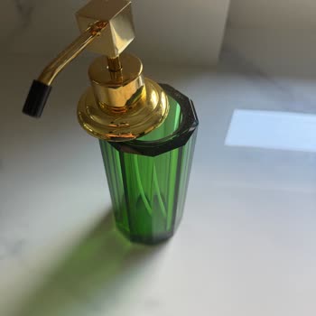 Üst Düzey Kristal Sabunlukta Kapağın Çıkması Üzerinden Ürün Değişimi Talebi