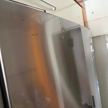 Bosch Inox Buzdolabı Kapakta Kısa Sürede Paslanma Ve Garanti Reddi