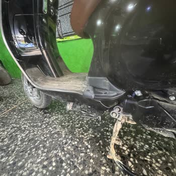Garanti Kapsamındaki Motorum Bakım Sonrası Çizik Ve Çatlaklarla Teslim Edildi, Servis Sorumlu