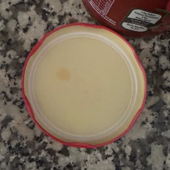 Açılmamış Salçada Küf Görülmesi Sağlık Endişesi Yaratıyor