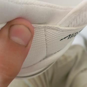 Papuç Konağı'ndan Gelen Nike Air270 Görünümüyle Uymayan Kalitesiz Ürün