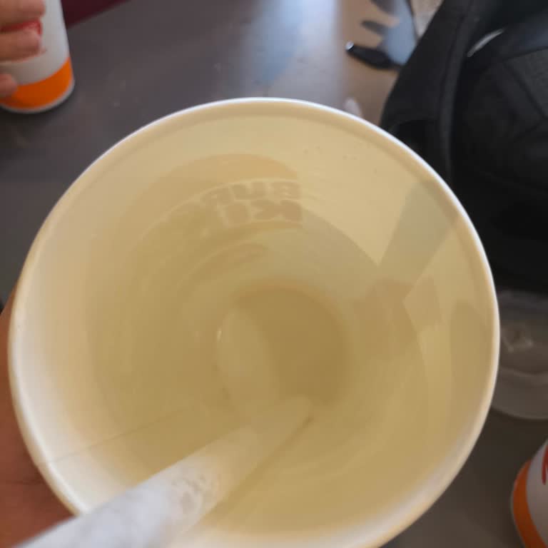 Burger King Gölcük’te Yanlış Milkshake Verilmesi Ve İlgisiz Hizmet