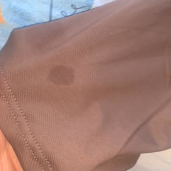 Esteban’dan Gelen Küflü Ve Yırtık Bluzlar İçin Tam İade Talebi