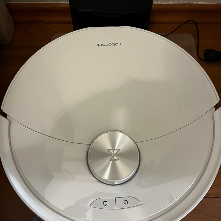Roborock S8 Pro Robot Süpürgede Ana Tekerlek Sıkışması Ve Şarj Sorunu Nedeniyle İade Talebi