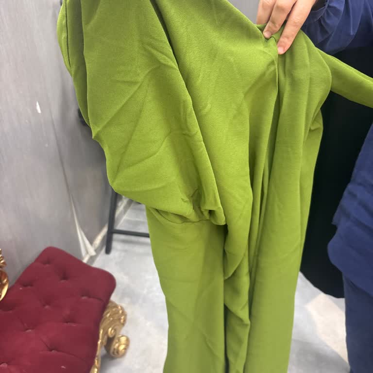 Kumaş Kalitesi Görsellerle Uyuşmuyor Ve İade Talebine Cevap Gelmedi