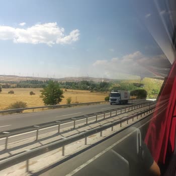 Uzun Gecikme Ve Yetersiz Mola Tesisleri Yolculara Zorlu Deneyim Yaşattı