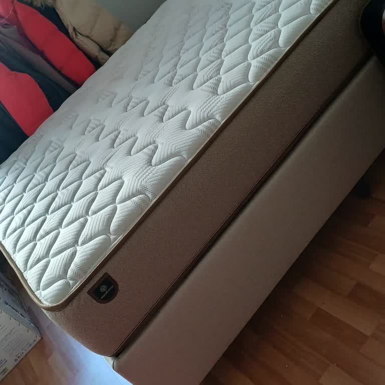 Aylarca Geciken Teslimat Eksik Baza Başlığı Ve Cevapsız Müşteri Temsilcisi