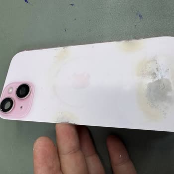 Kendi Kendine Yanıp Alev Alan İphone 15’in Değişimi Reddedildi