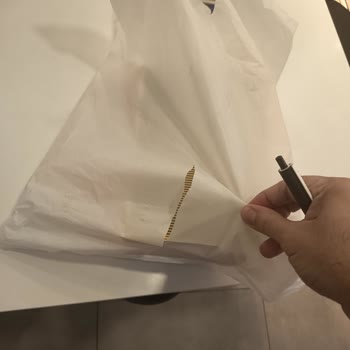 Servis Personelinin Bağırması Ve Araca Kirli Parça Bırakması