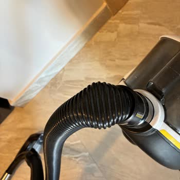 Karcher VCC 6 Süpürge Kırıldı, Garanti Servisi 3-4 Hafta Sürüyor