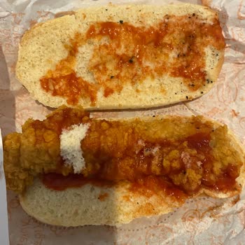Popeyes Çocuk Menüsünde Hijyen İhlali Ve Kırık Oyuncak