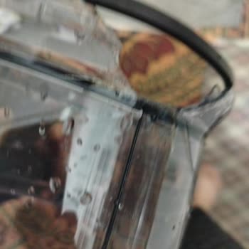 Fakir Mutfak Robotunda Çatlayan Hazne Ve Kırıcı Mağaza Personeli