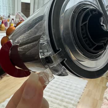 Garanti Kapsamında Kırılan Toz Haznesi Kapağı İçin Ücretsiz Yedek Parça Talebi