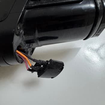 Philips SpeedPro Max Süpürge Boru Bağlantısının Sürekli Kırılması Ve Değişim Talebi