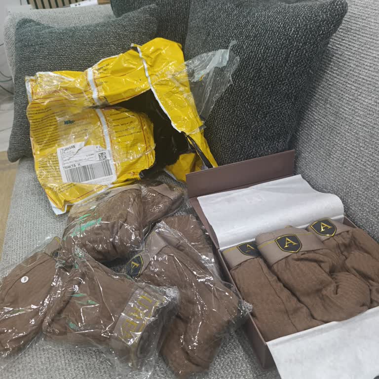 Renk Seçimime Uymayan Tek Renk Boxer Gönderimi