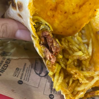 Çiğ Kebap Ve Az Patates Şikayeti
