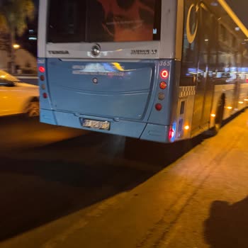 Şoförün Durak Butonuna Yanıt Vermemesi Ve Saygısız Davranışı