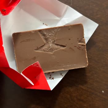 Ülker Napoliten Çikolatada Kurt Görülmesi