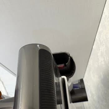 Dyson V15S Detect Süpürgede Kesintili Güç Ve Başlık Bağlantı Sorunu