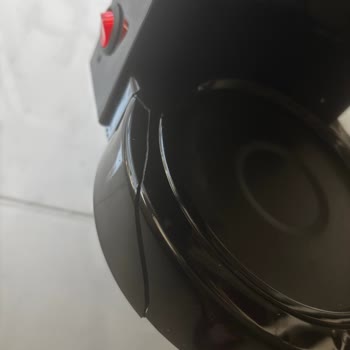 Garanti Servisi Sonrası Kırık Kahve Makinesi Ve Cevapsız Müşteri Hizmeti