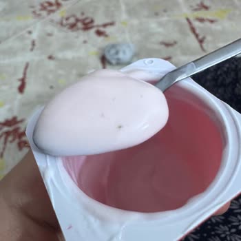 İçimino Danino Ürününde Siyah Parçalar Bulunması Sağlık Endişesi Yaratıyor