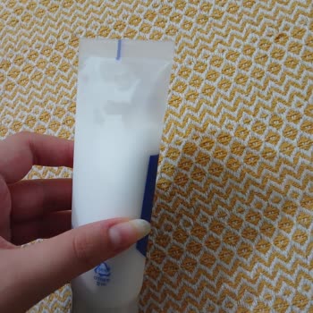 Isntree Hyaluronic Acid Moist Cream Ürününde Aşırı Boşluk Ve Kötü Marka İmajı