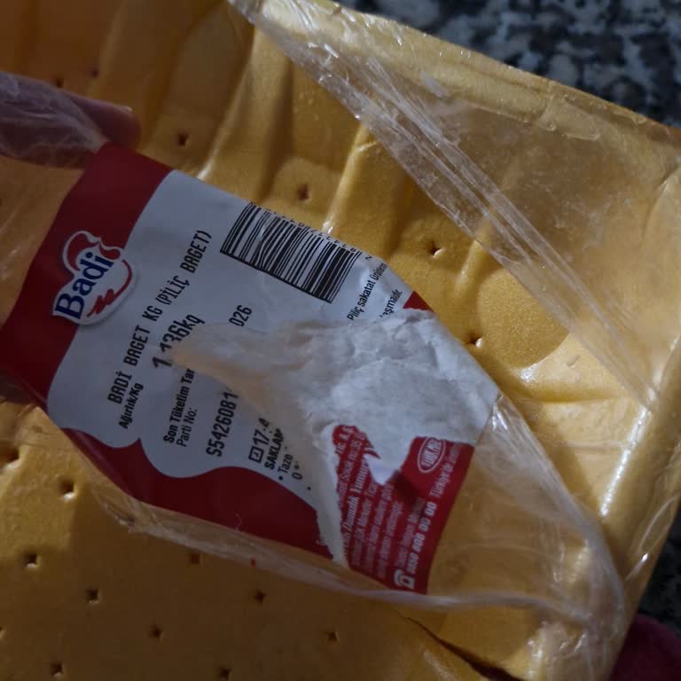 Son Kullanma Tarihi Silinmiş Ve Şiddetli Koku Yayan Tavuk Bageti
