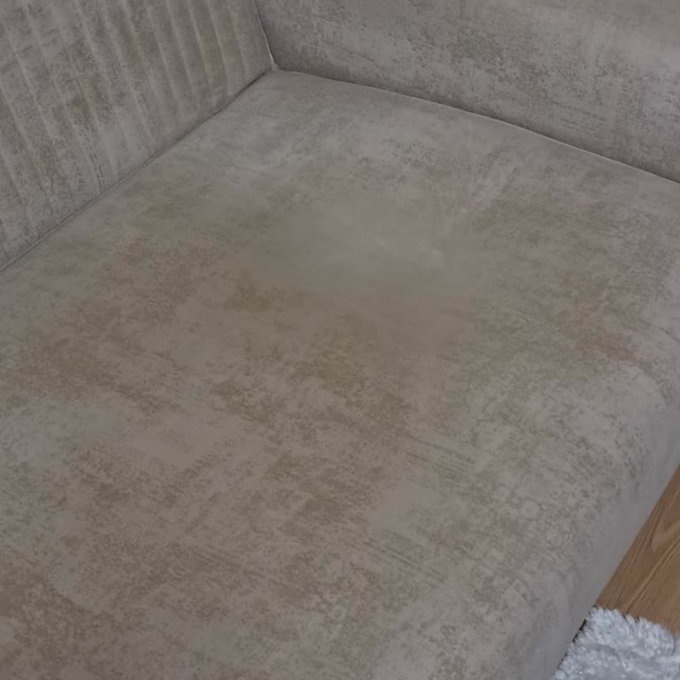 Rita Model Koltuk Takımında Renk Solması, Desen Kaybı Ve Kumaş Kararması Nedeniyle Değişim Talebi
