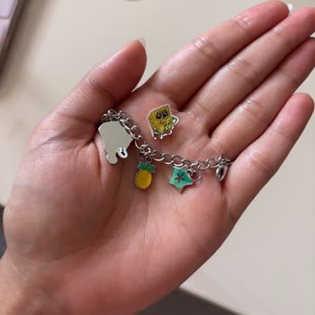 Pulsera Spongebob de Nickelodeon The Land of Legends Defectuosa