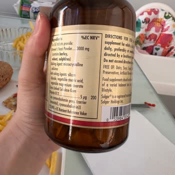 Solgar Son Kullanma Tarihi Belirtilmemiş B12 Vitamininde