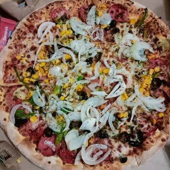 Domino's'ta Aşırı Soğanlı Ve Şekilsiz Pizza, Personelin Saygısız Tutumu