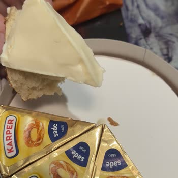 Karper Sade Üçgen Peynirde Kıl Tespiti