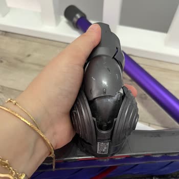 Dyson Süpürge Başlığı Sürekli Kırılıyor, Kullanım Hatası İddiası Haksız
