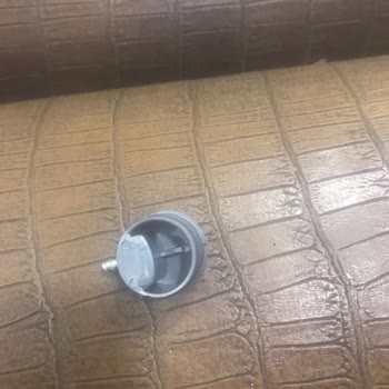 İstikbal Gardırop Rafları Kısa Sürede Kırıldı Ve Deforme Oldu