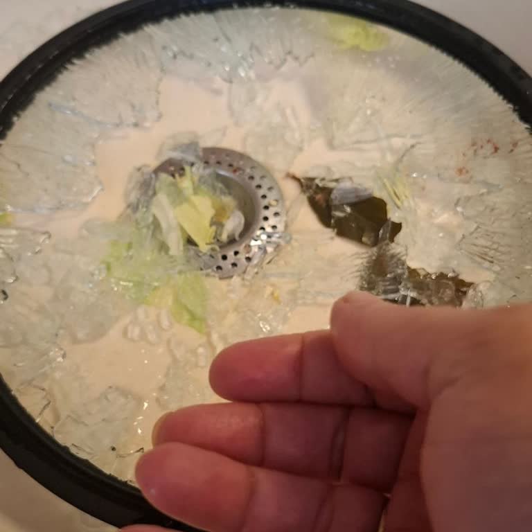 Karaca Tencere Kapağının Patlaması Ve Müşteri Hizmetlerinden Yanıt Almama