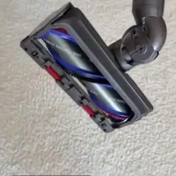 Dyson Süpürge Garanti Bittikten Sonra Dökülmeye Başladı