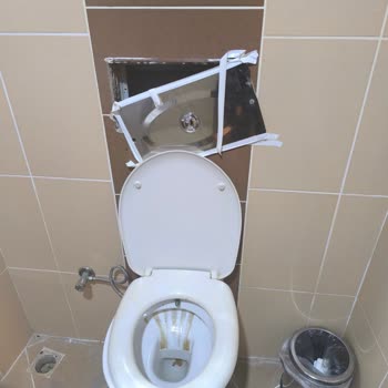 Blue Otel'de Hijyen, Tesis Ve Güvenlik Sorunları Nedeniyle Ücret İadesi Talebi